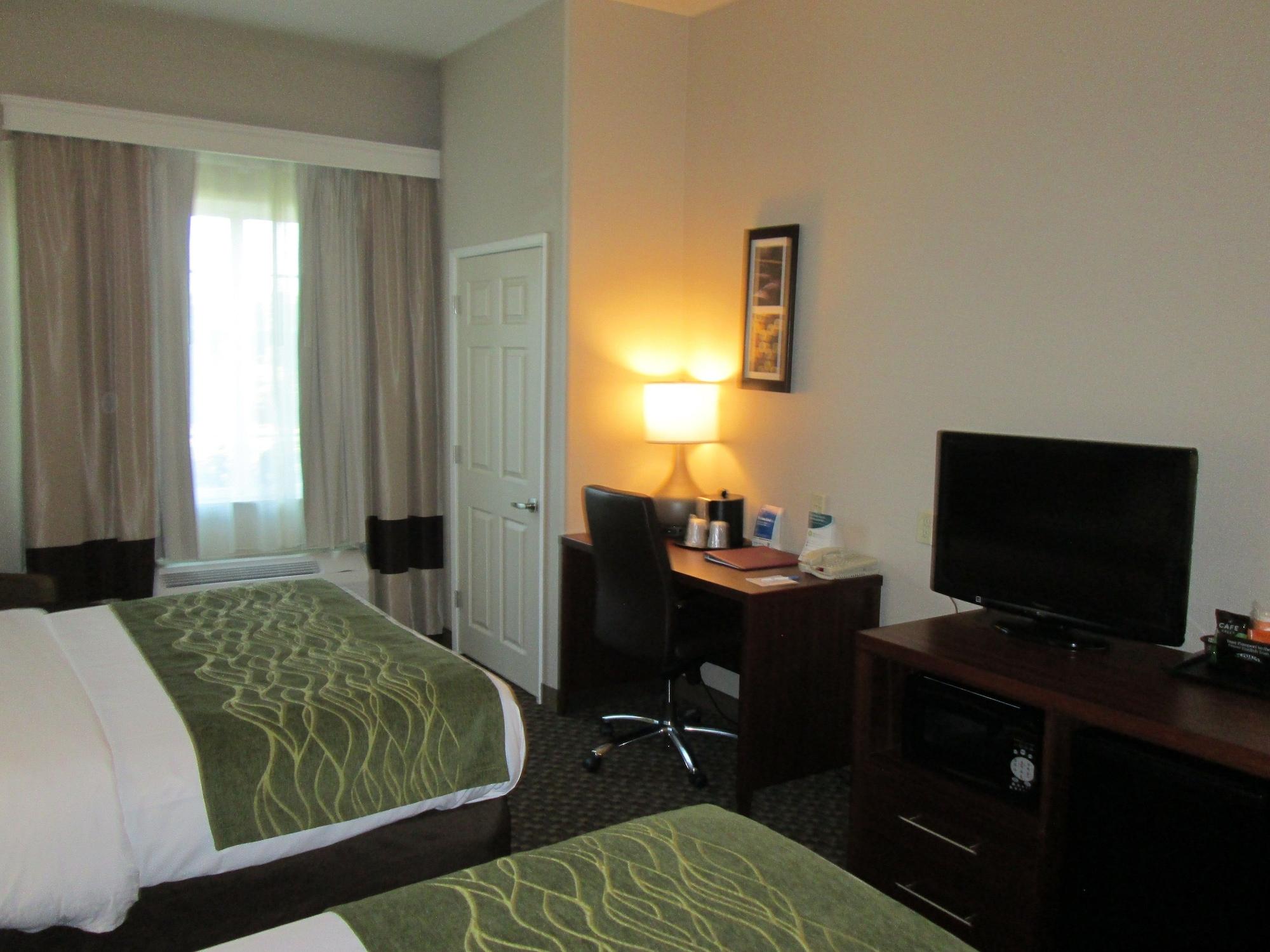 Comfort Inn & Suites Galt - Lodi North Buitenkant foto